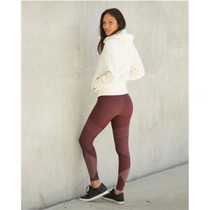 Spanx Look At Me Seamless Moto Leggings Wine Burgundy Red